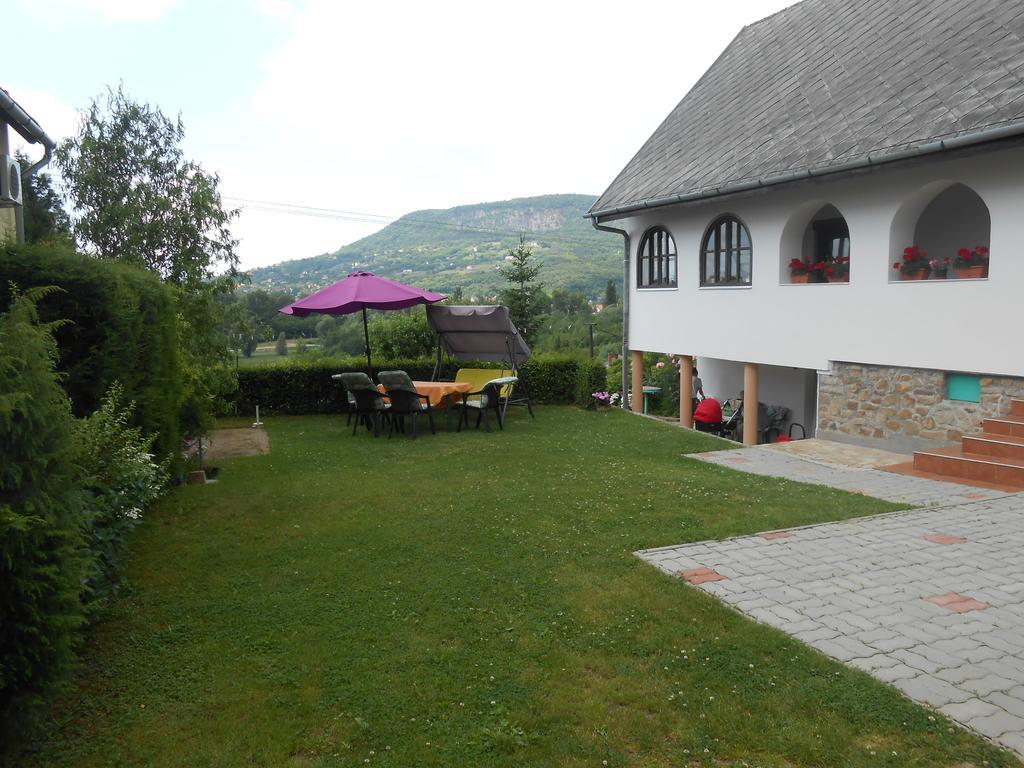 Panorama Holiday Home Badacsonyors Luaran gambar